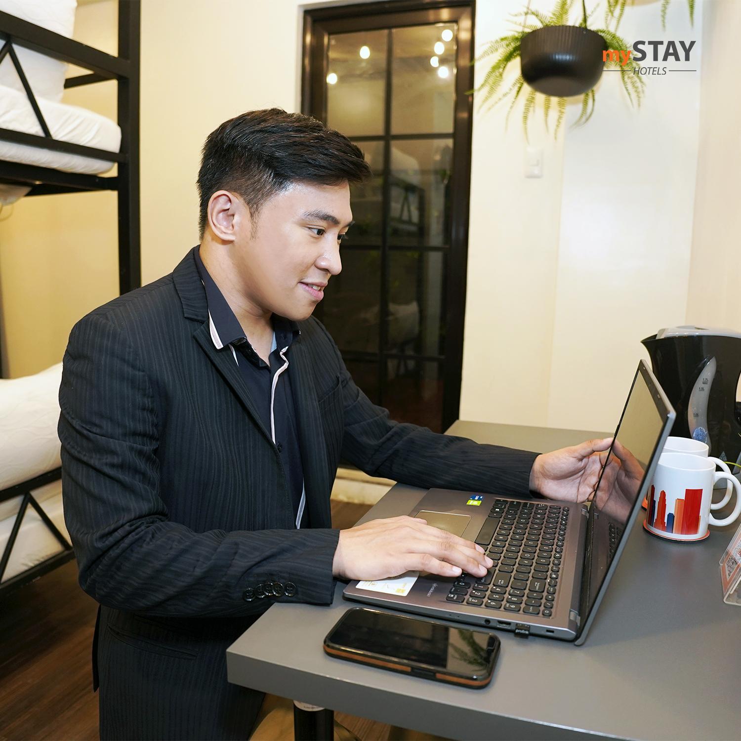 Mystay Hotel Bgc South Taguig Exterior photo